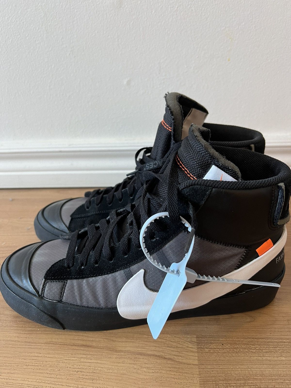 Nike × Off-White Nike Off-White Blazer Grim Reaper | signed by Yeezy Busta Size US 10 / EU 43 - 9 Thumbnail