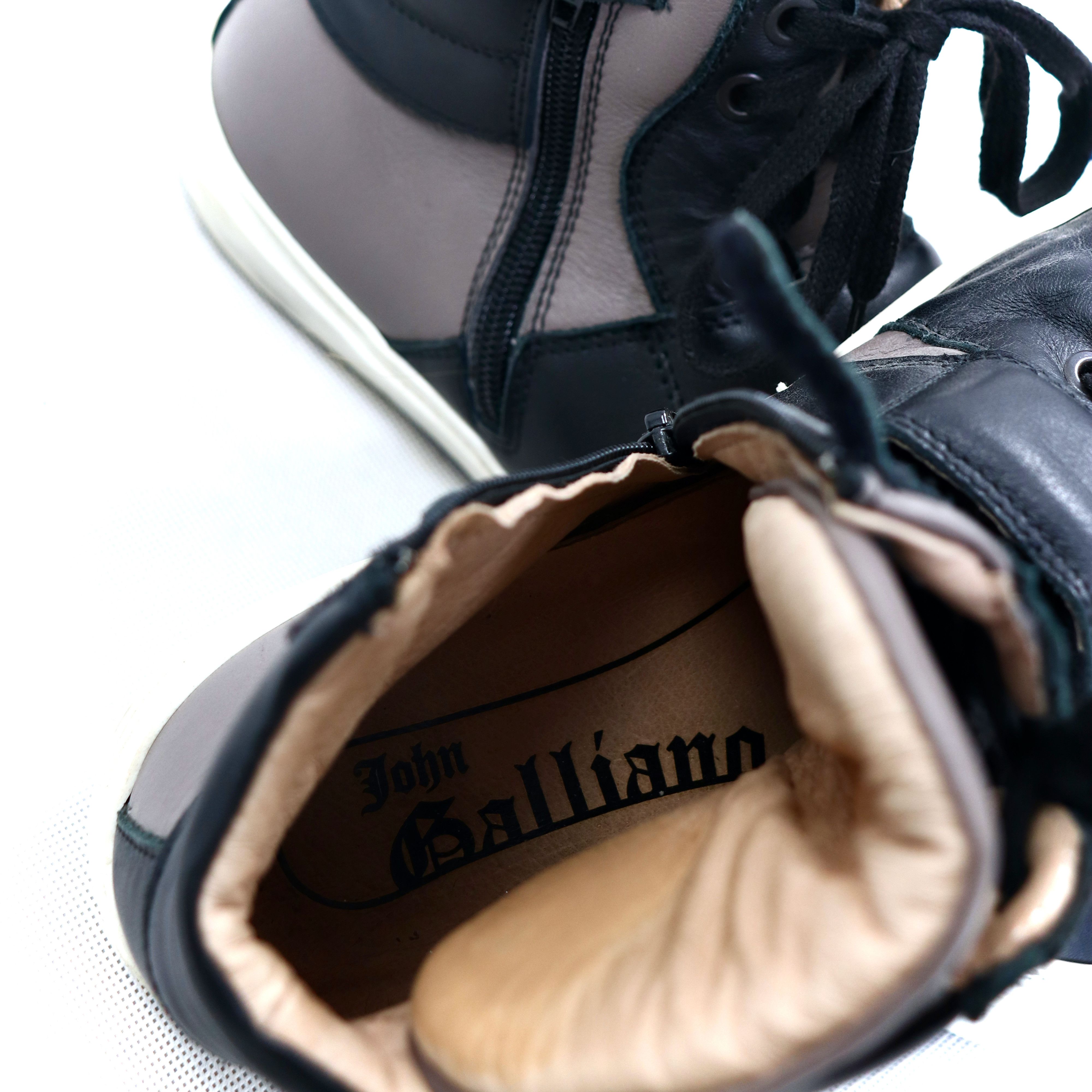 John Galliano Leather High Top Velcro Shoes Size US 8 / IT 38 - 9 Thumbnail