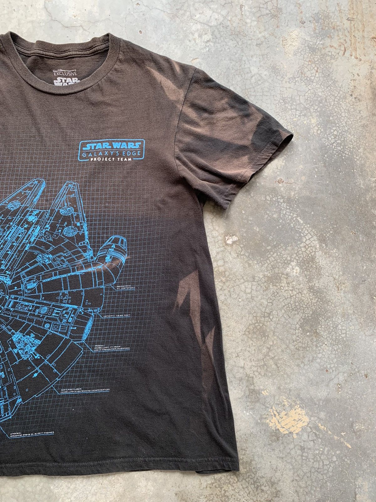 Thrashed Sun Faded Star wars Galaxy Edge oversized Tee