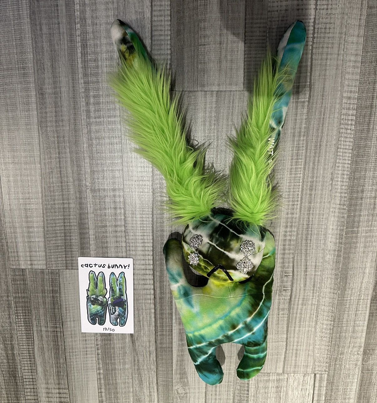 Cactus Plant Flea Market Cactus Bunny 19/50 Size ONE SIZE - 1 Thumbnail