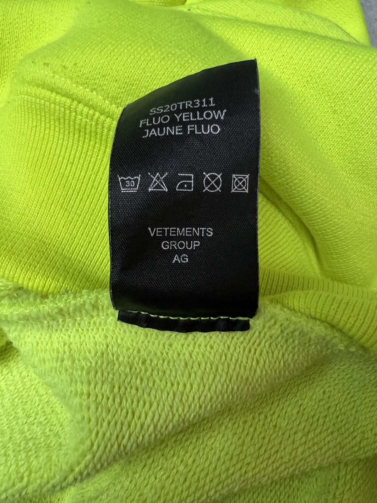 Vetements VETEMENTS LOGO HOODIES Size US M / EU 48-50 / 2 - 5 Thumbnail