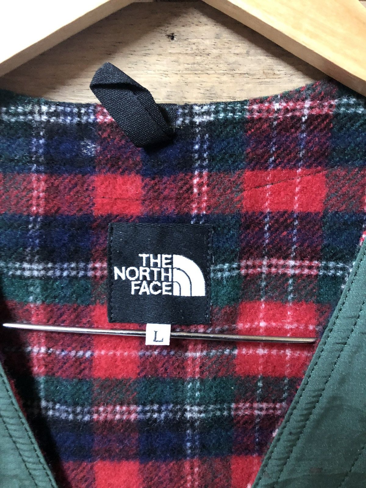 The North Face The North Face Vest Jacket Lined Pattern Size US L / EU 52-54 / 3 - 8 Thumbnail