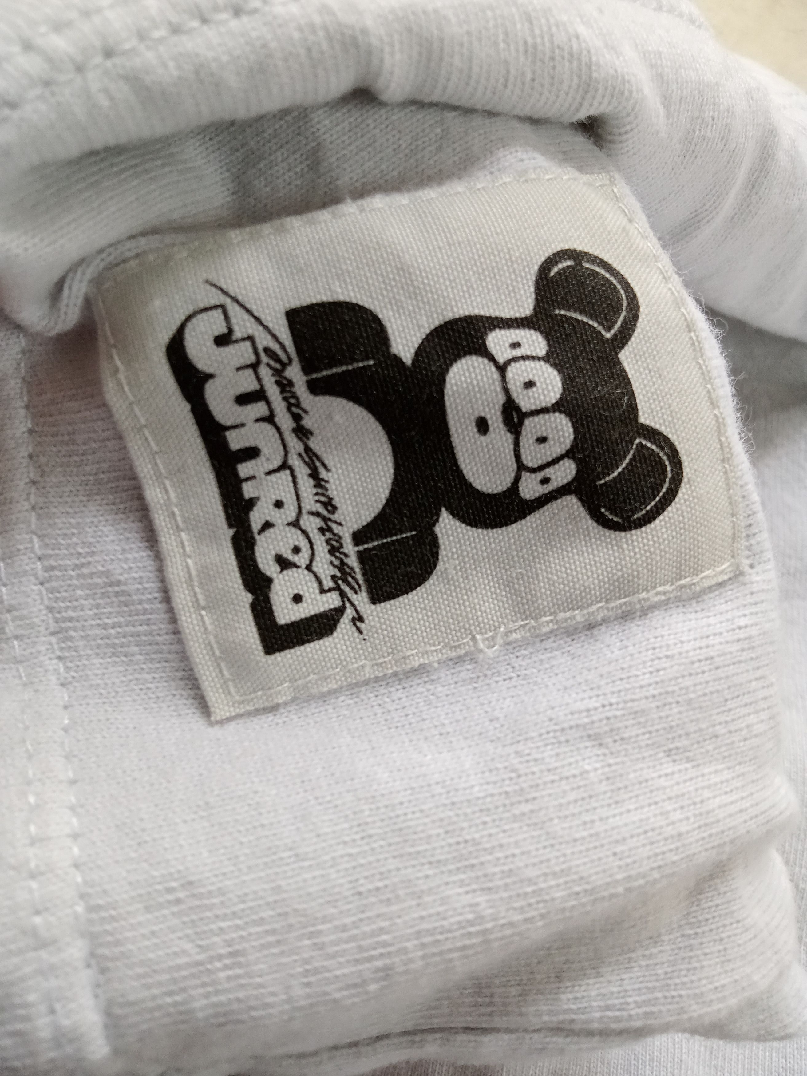 Medicom Toy BEARBRICK BRIDGE SHIP HOUSE LONG SLEEVE T-SHIRT Size US L / EU 52-54 / 3 - 7 Thumbnail