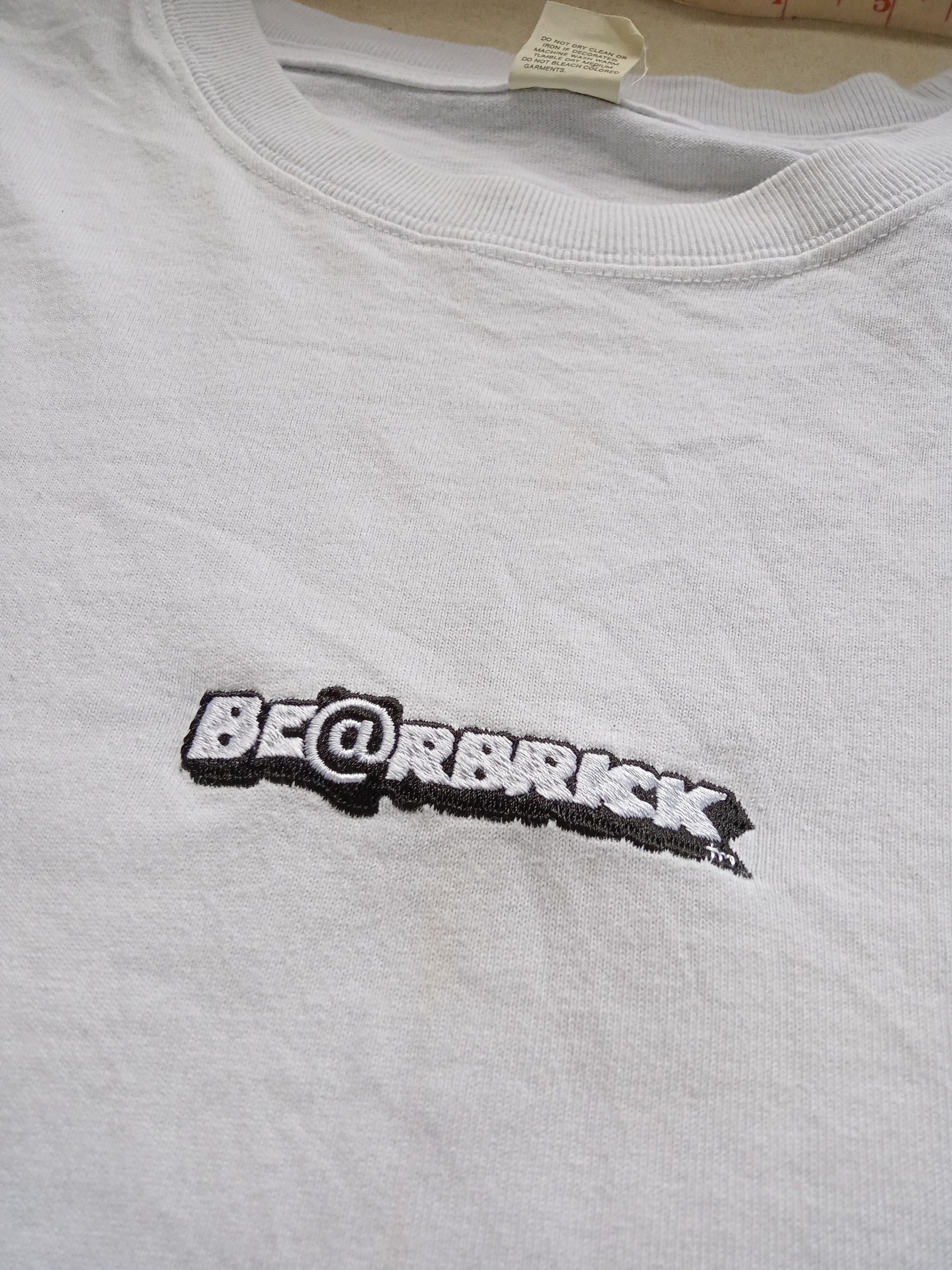 Medicom Toy BEARBRICK BRIDGE SHIP HOUSE LONG SLEEVE T-SHIRT Size US L / EU 52-54 / 3 - 6 Thumbnail