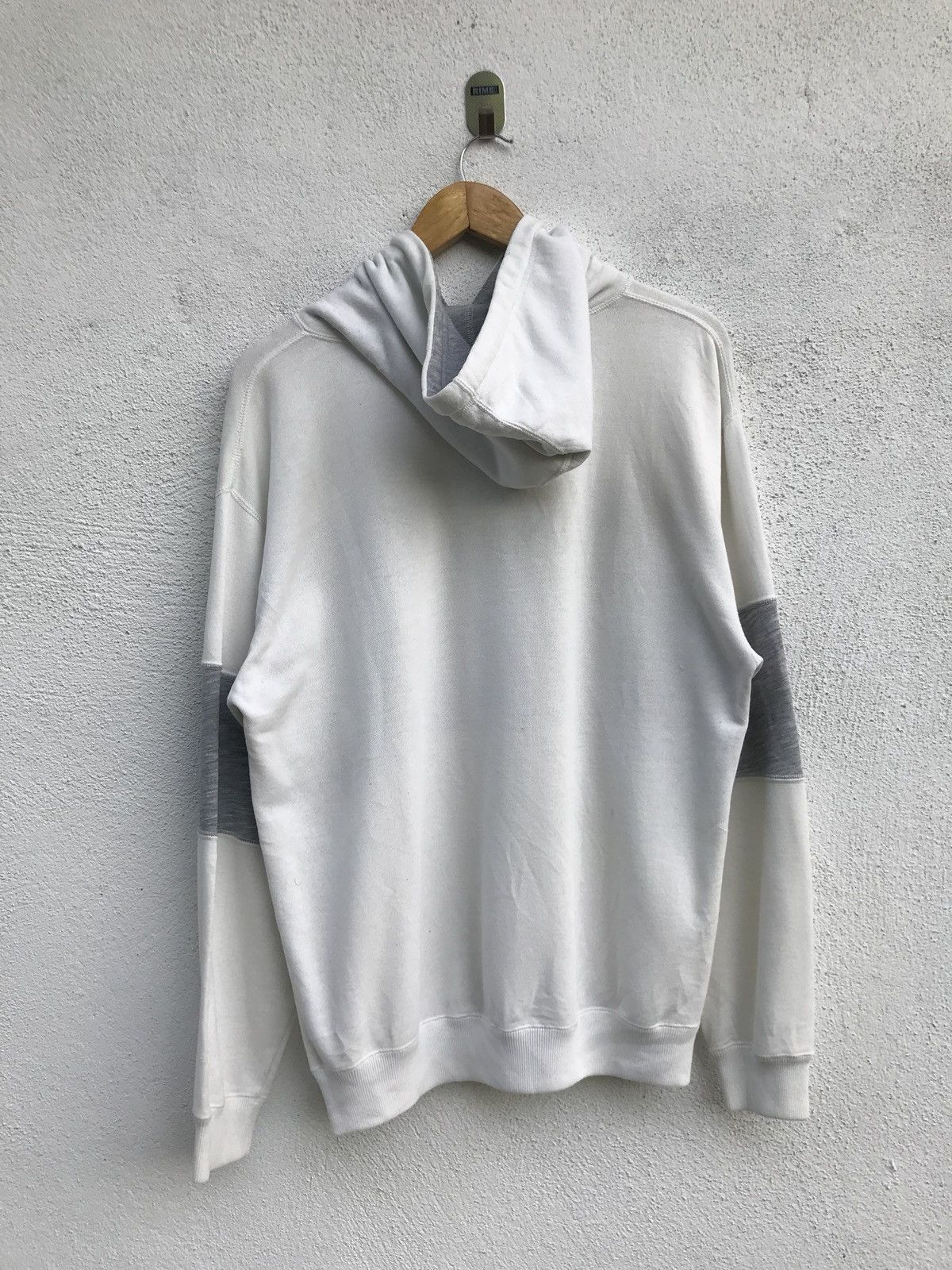 Champion Vintage Champion Big Spell Out Logo Hoodies Sweatshirt Size US M / EU 48-50 / 2 - 2 Thumbnail