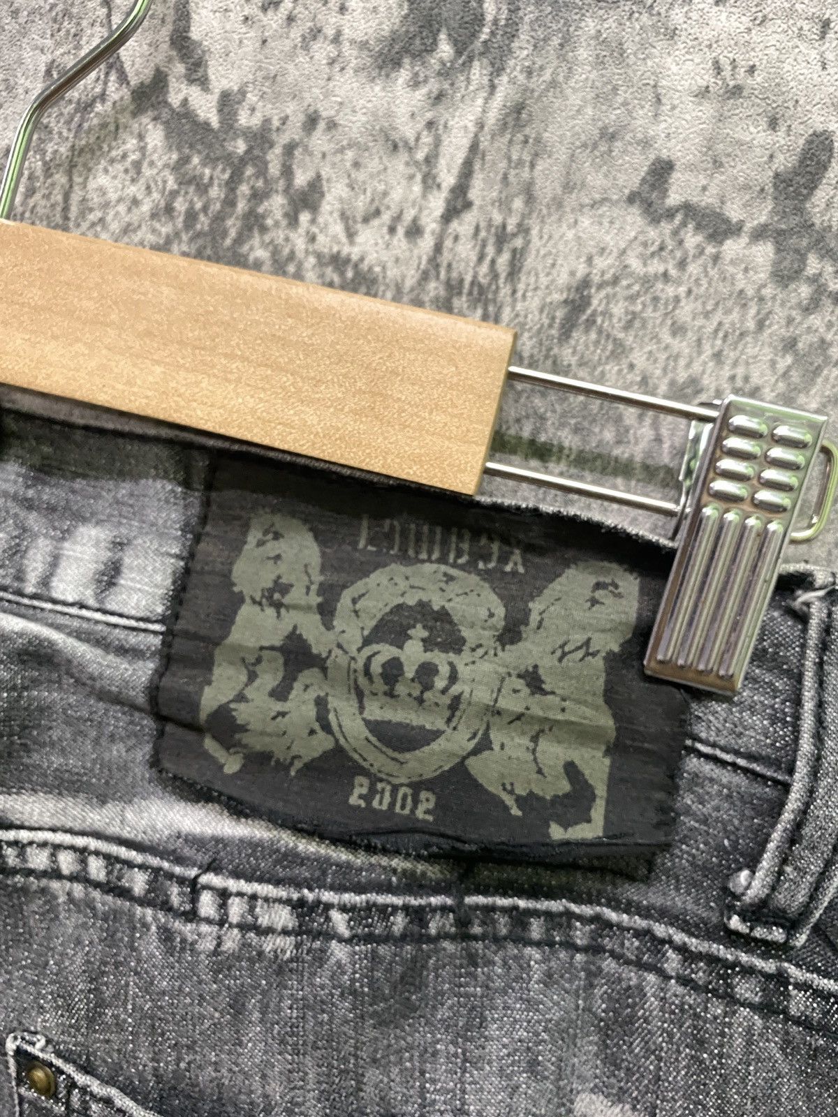 Hysteric Glamour × If Six Was Nine × Le Grande Bleu (L.G.B.) Vintage LOWBOX Black Acid Wash Claw Marks Denim Size US 29 - 17 Thumbnail