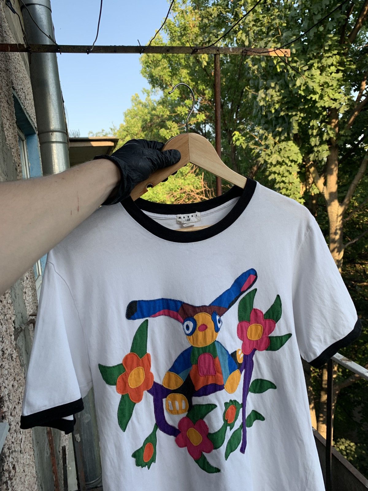 H&M Marni x H&M Art Embroidered Logo White T-Shirt Size US M / EU 48-50 / 2 - 4 Thumbnail