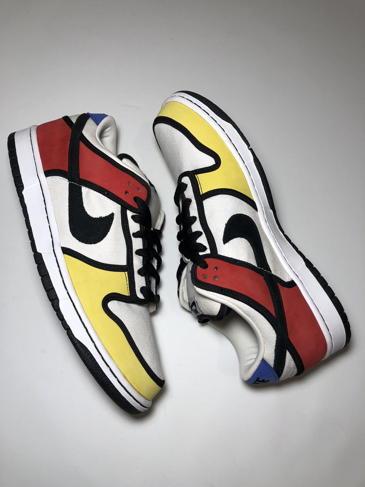 Nike Nike SB Dunk Low Pro SB Piet Mondrian 2008 Size US 10.5 / EU 43-44 - 16 Thumbnail