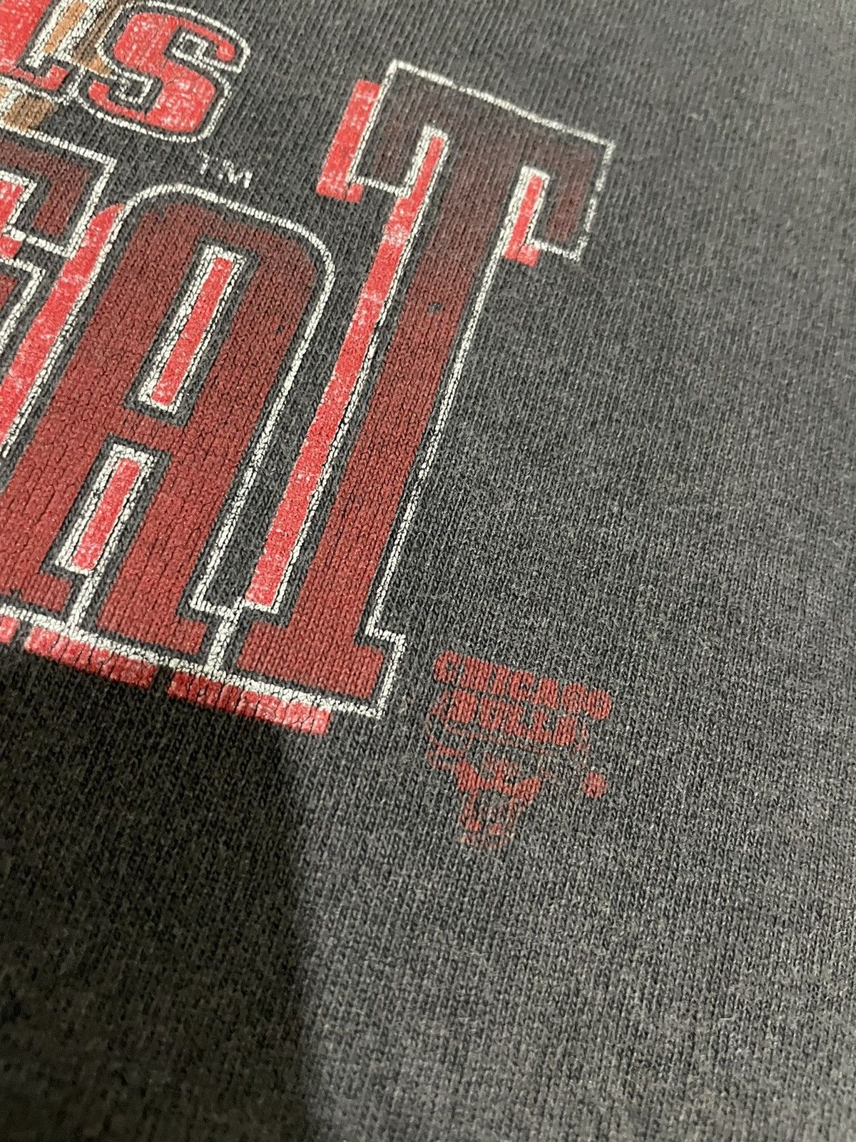 NBA × Vintage Distressed Chicago Bulls Triple Threar Michael Jordan Tee Size US M / EU 48-50 / 2 - 9 Thumbnail