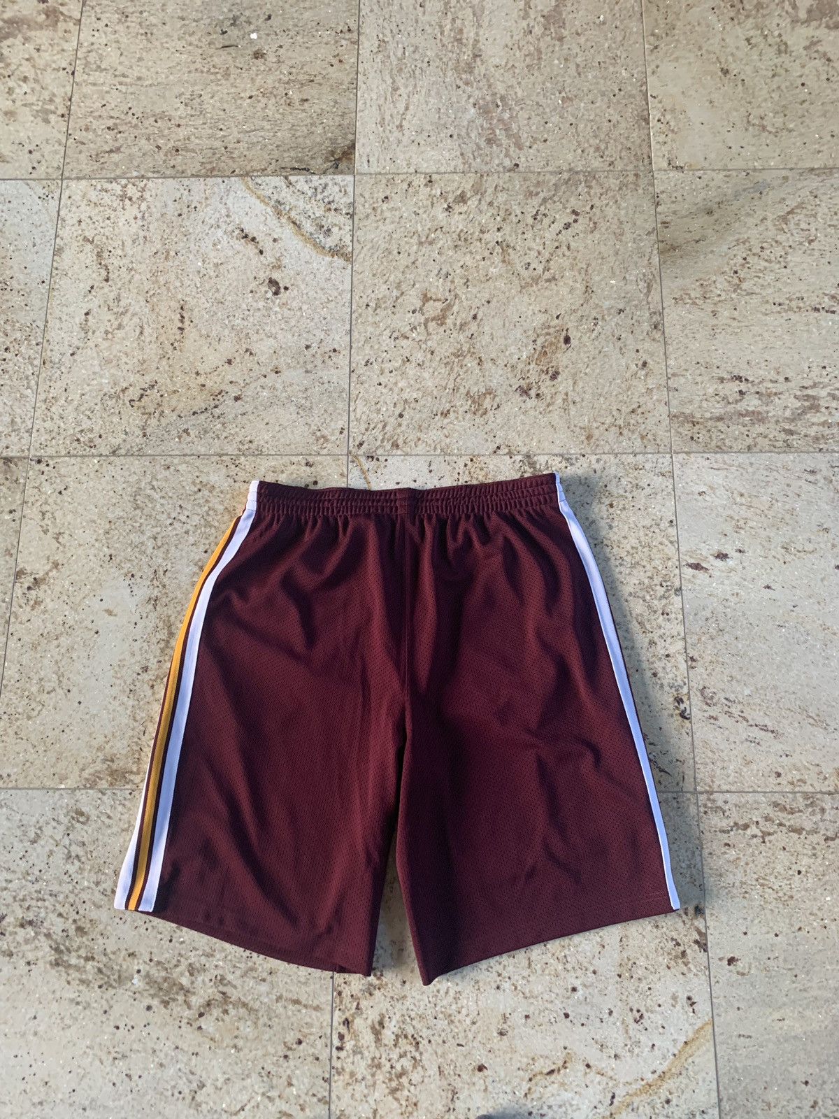 Alexander Wang Burgundy Mesh Basketball Shorts Size US 36 / EU 52 - 9 Thumbnail