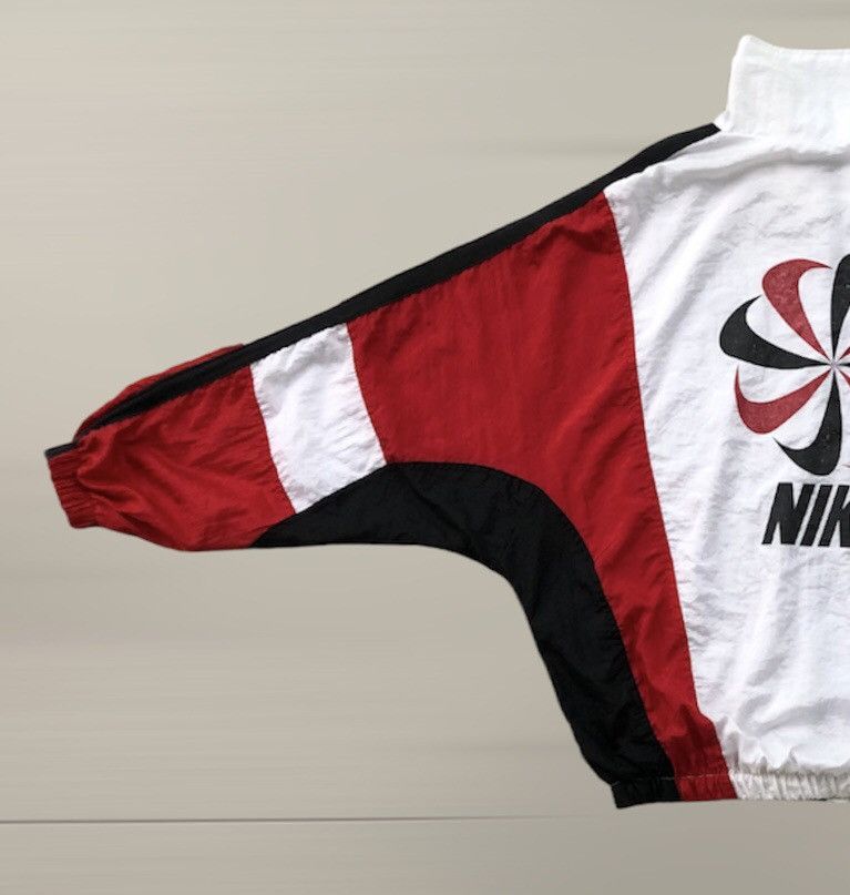 Nike 🔥RARE🔥Vintage 90s Nike Pinwheel Windbreaker Jacket Size US L / EU 52-54 / 3 - 6 Thumbnail