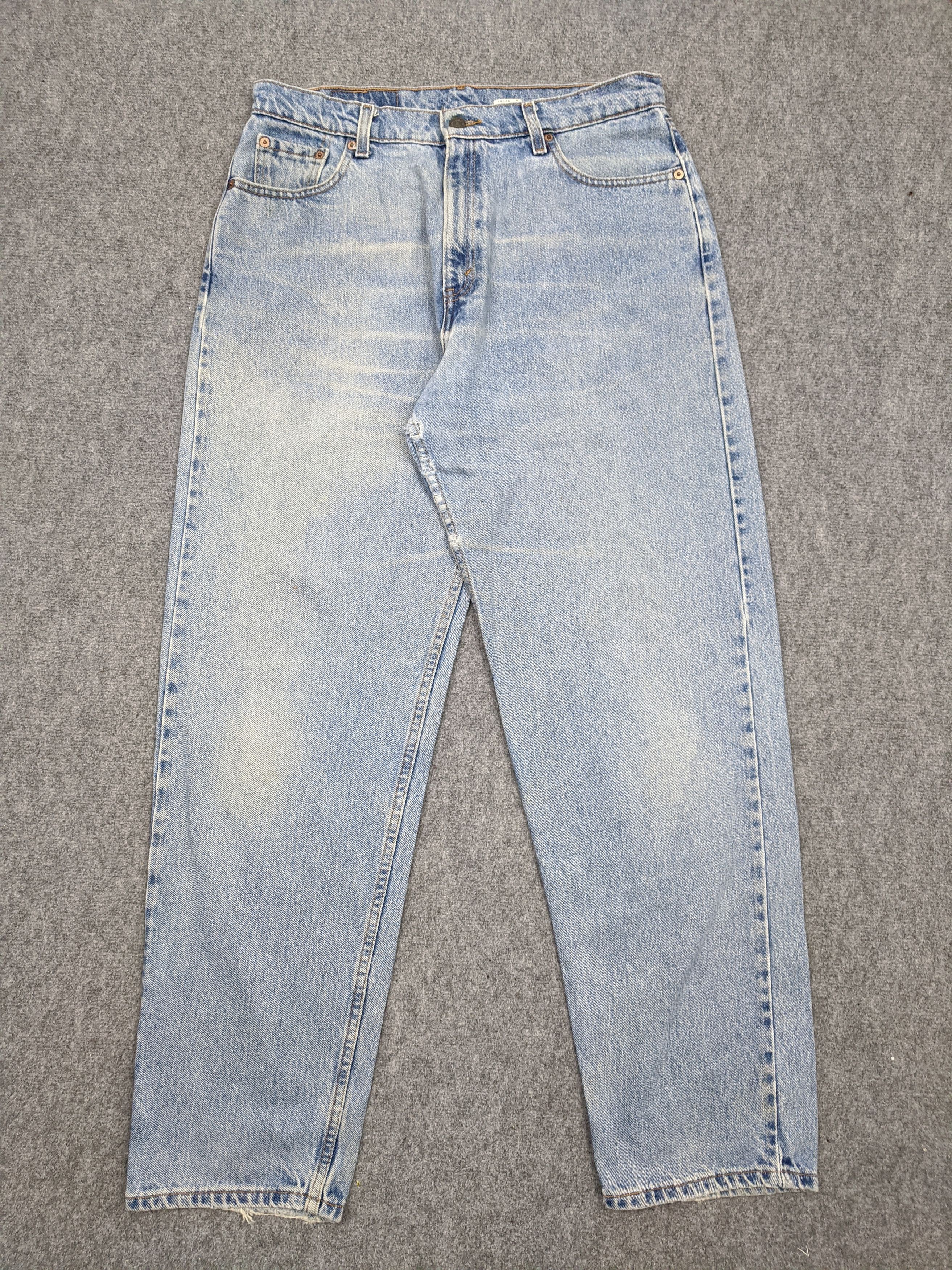 Vintage 90s Levis 560 Light Blue Jeans 33x32 DP0614