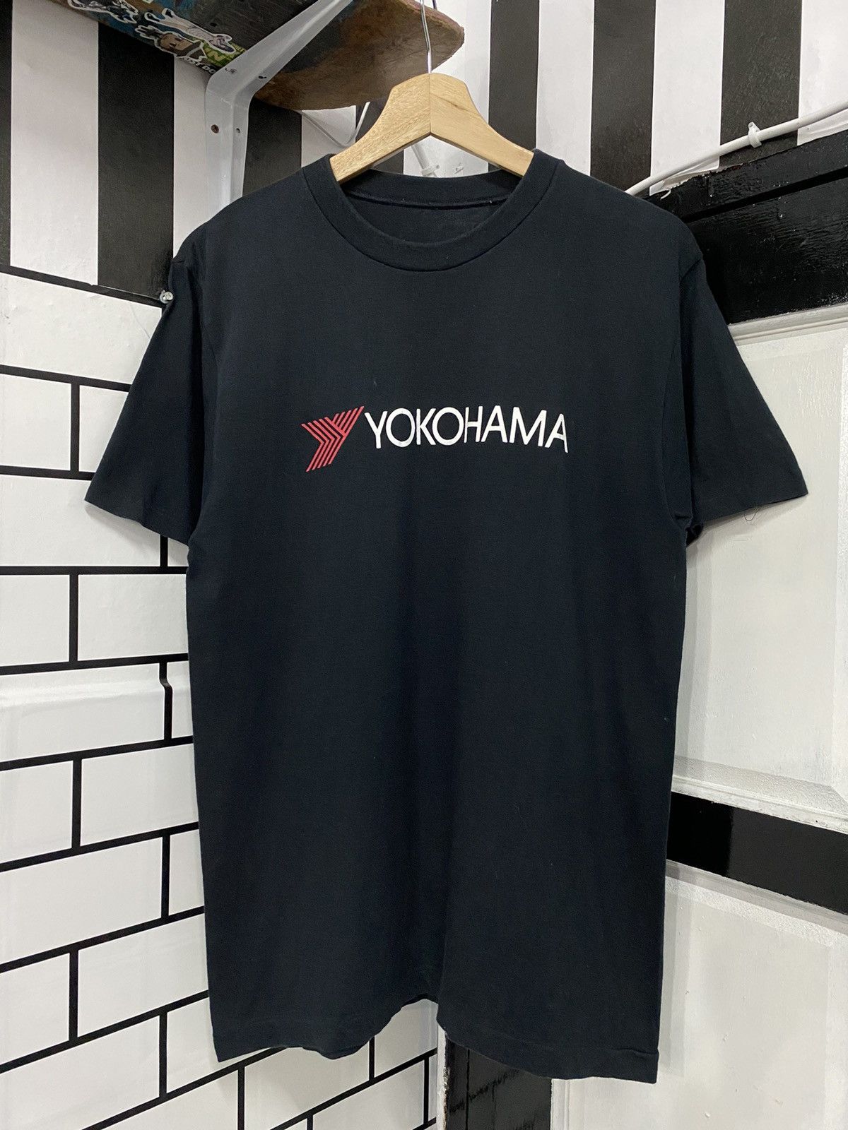 Japanese Brand × Vintage Vintage 90’s Yokohama Tyre SIngle stitch Tshirt Size US S / EU 44-46 / 1 - 1 Thumbnail