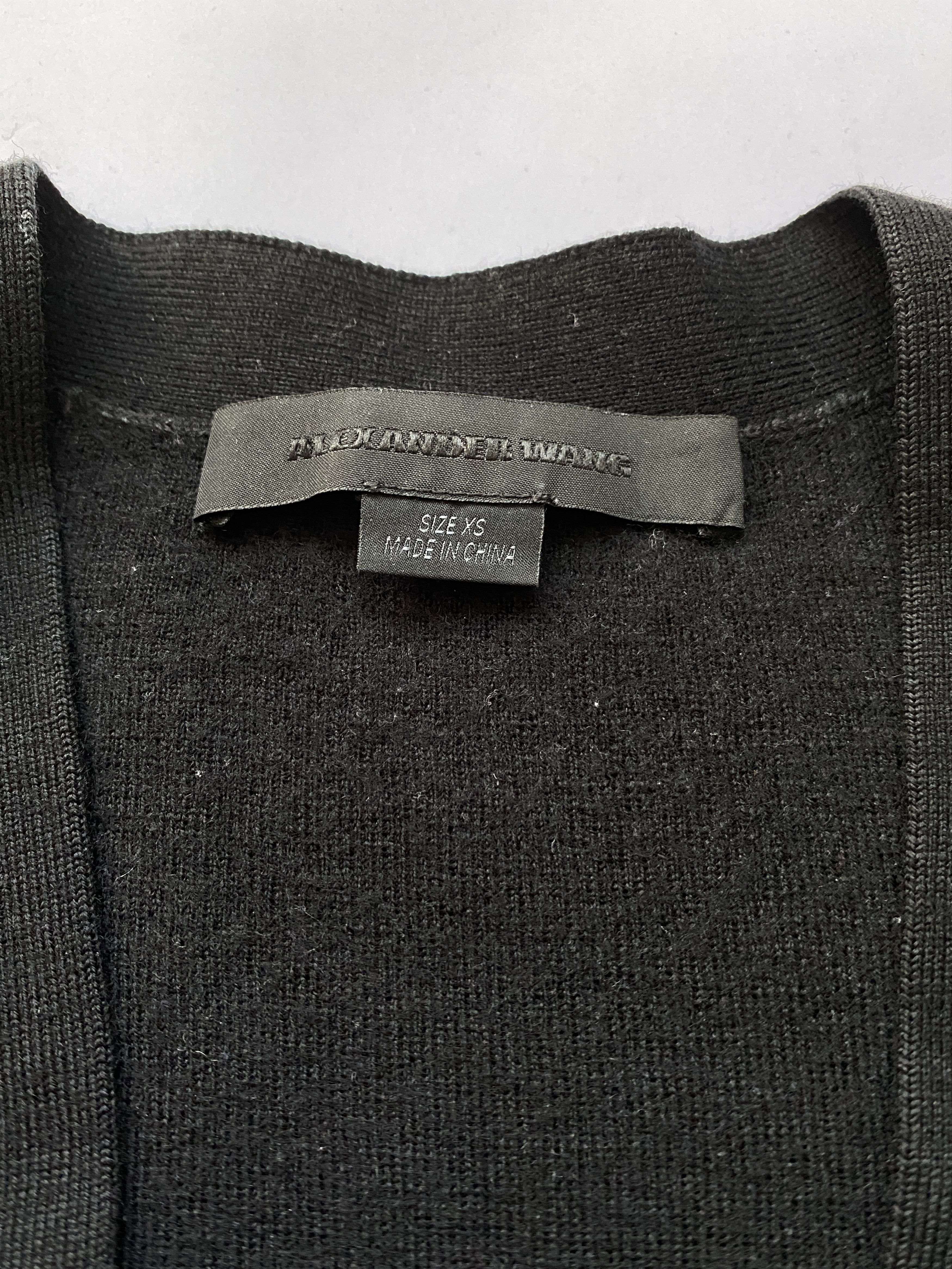 Alexander Wang ⚡️𝐐𝐔𝐈𝐂𝐊 𝐒𝐀𝐋𝐄⚡️ Alexander Wang black knit Cardigan Size US XS / EU 42 / 0 - 3 Thumbnail