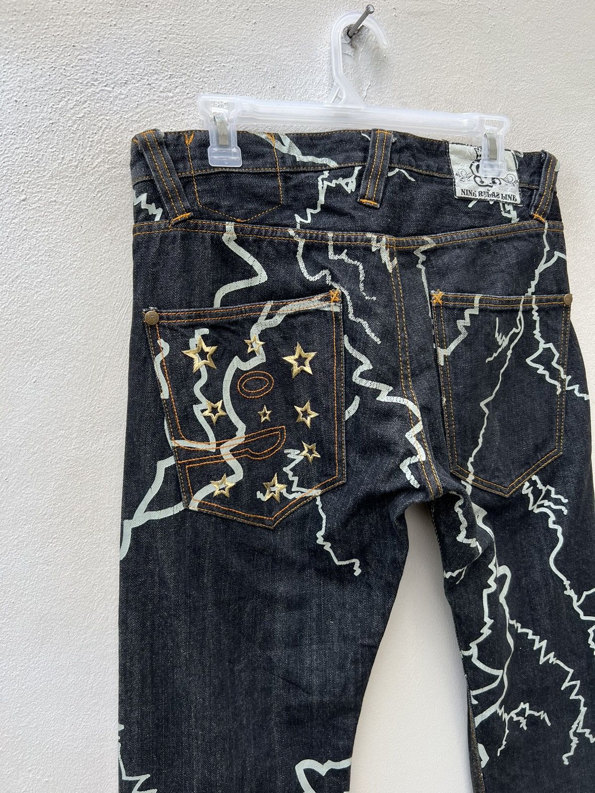 Vintage Nine Rulas Line Japan Thunderstruck Art Denim Jeans Size US 31 - 10 Thumbnail