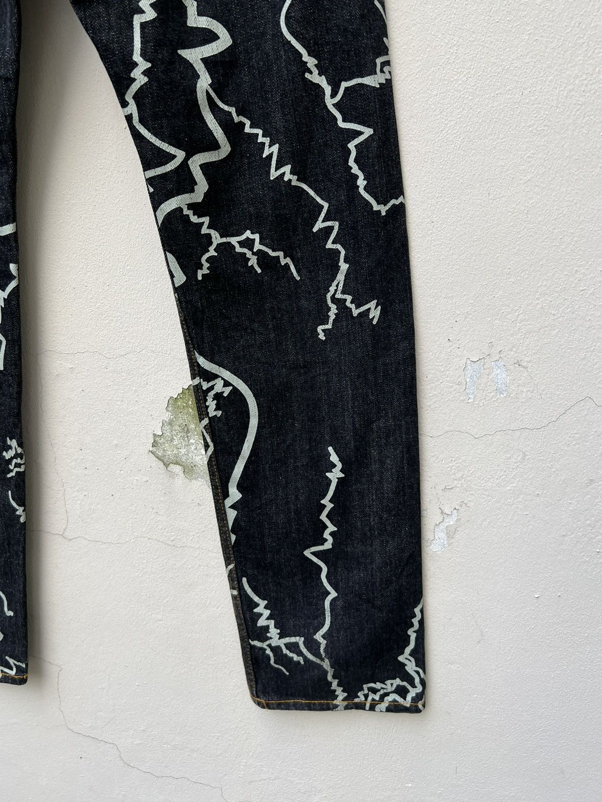 Vintage Nine Rulas Line Japan Thunderstruck Art Denim Jeans Size US 31 - 14 Thumbnail
