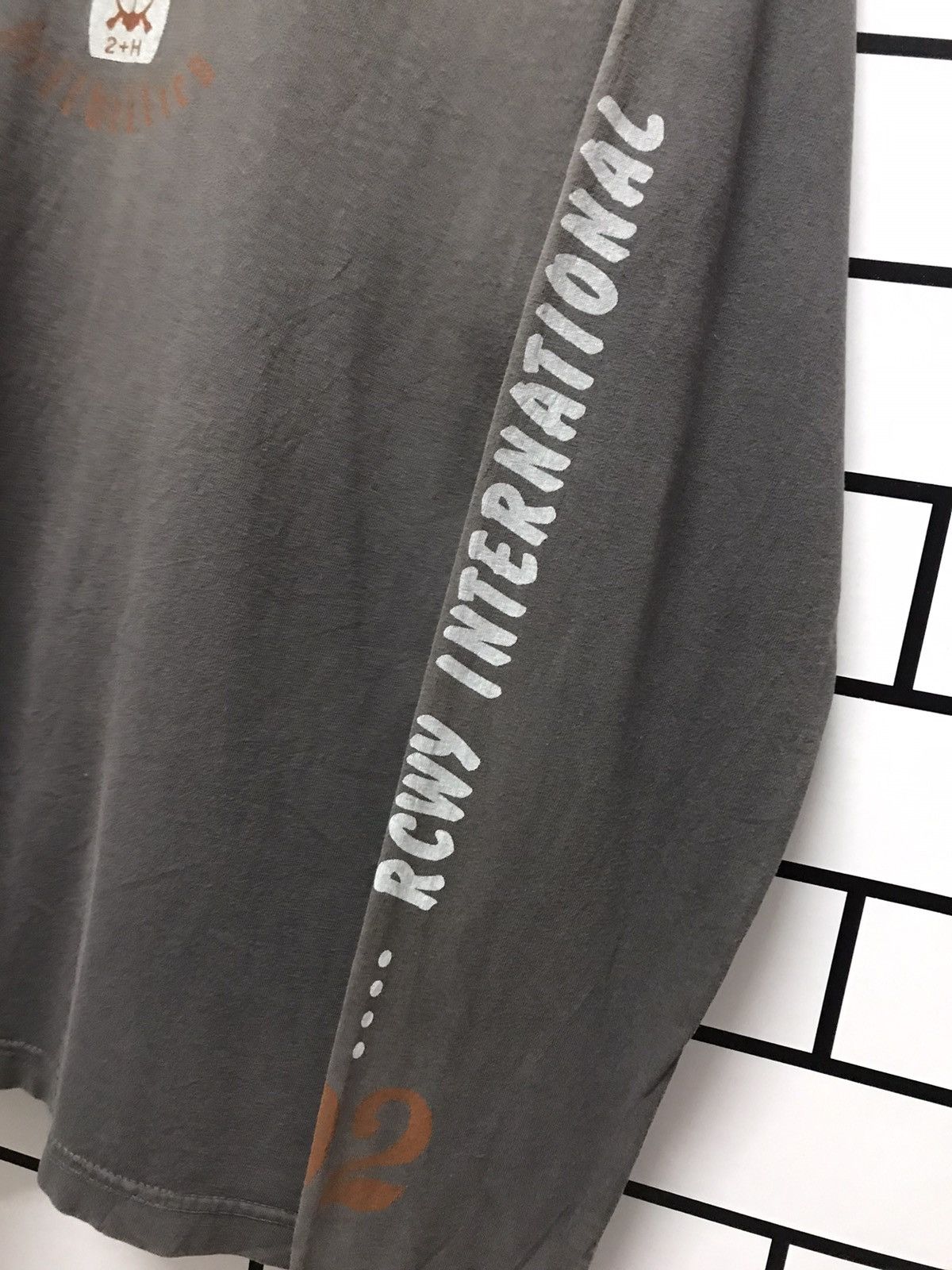 Designer × Japanese Brand × Vintage 291295 Homme japan long sleeve distressed tshirt Size US M / EU 48-50 / 2 - 4 Thumbnail