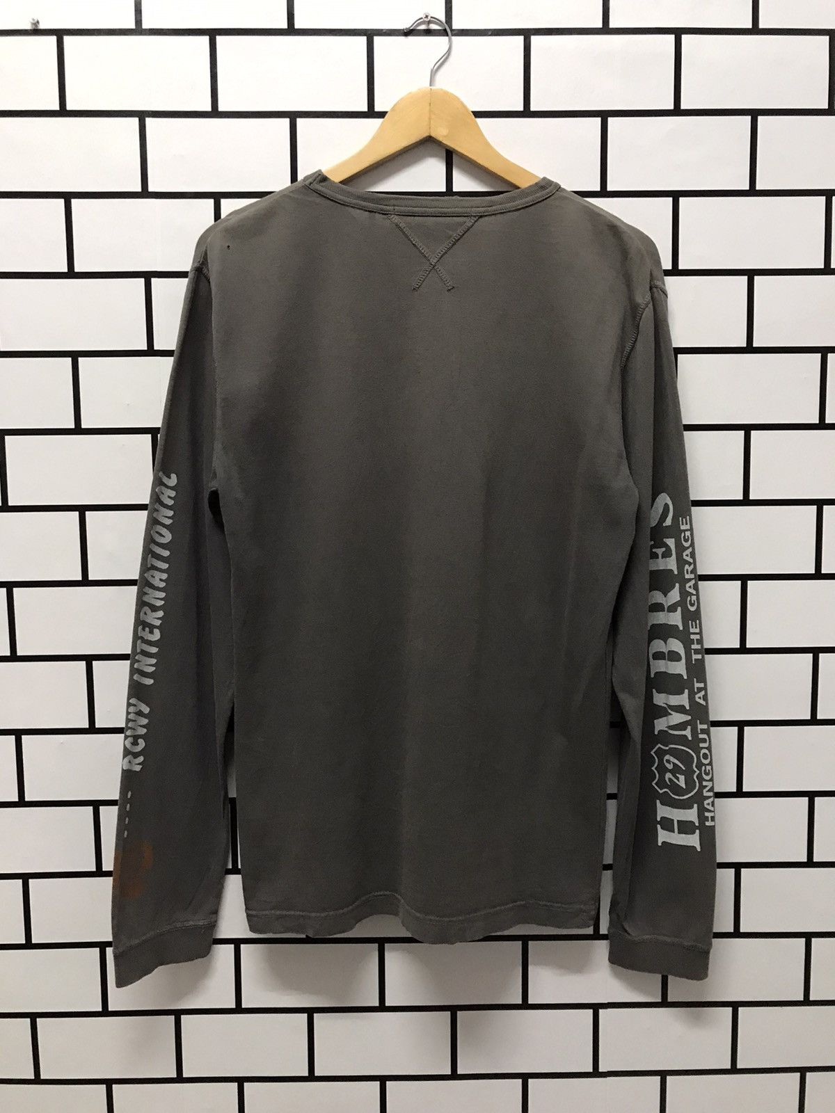Designer × Japanese Brand × Vintage 291295 Homme japan long sleeve distressed tshirt Size US M / EU 48-50 / 2 - 6 Thumbnail