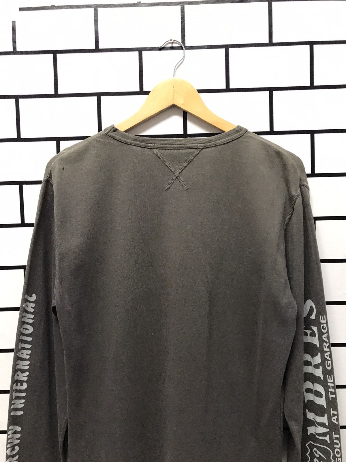 Designer × Japanese Brand × Vintage 291295 Homme japan long sleeve distressed tshirt Size US M / EU 48-50 / 2 - 7 Thumbnail