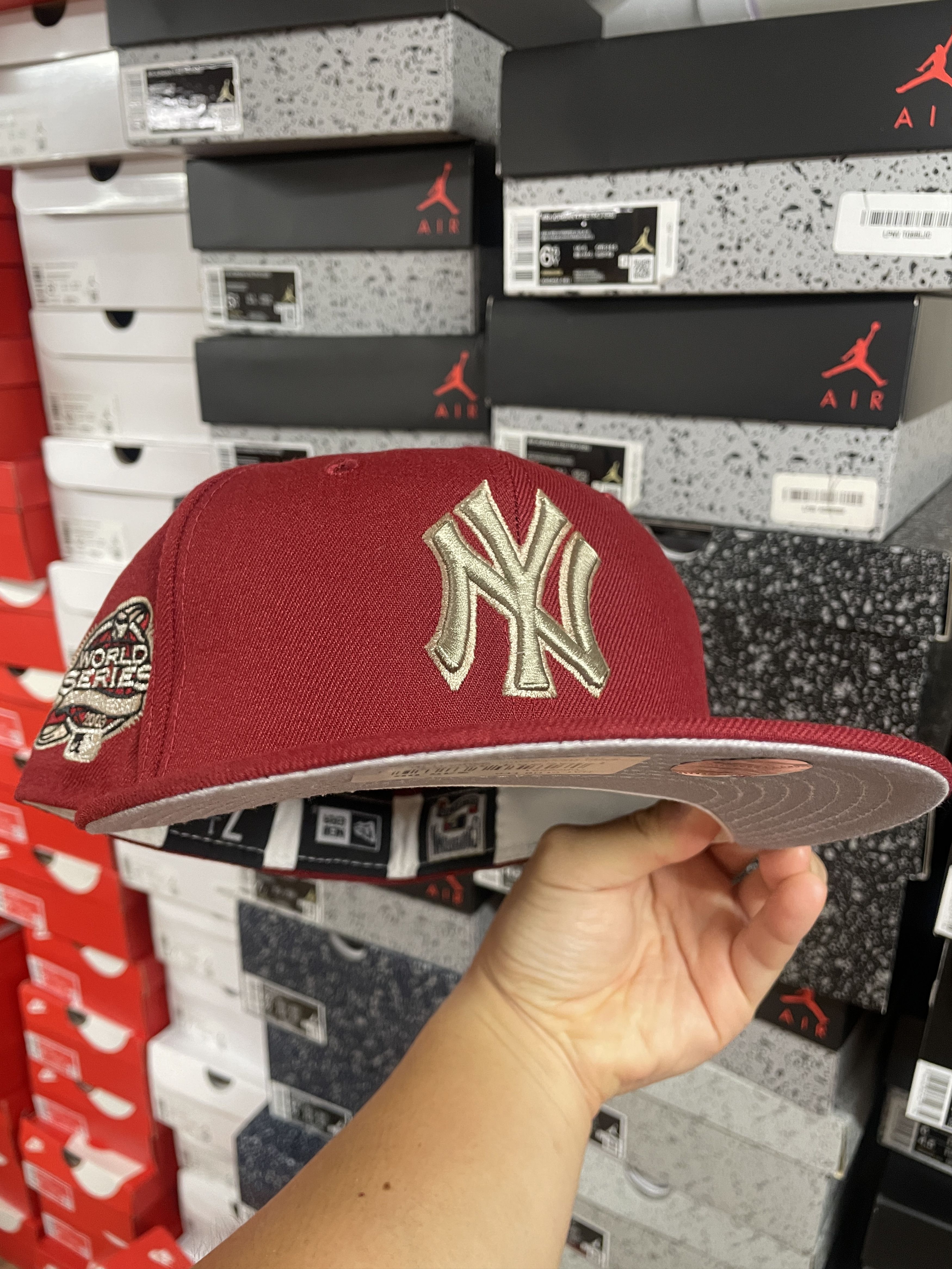 MLB × New Era 7 1/4 Hatclub Exclusive Aux Pack New York Yankees Cardinal Size ONE SIZE - 6 Thumbnail