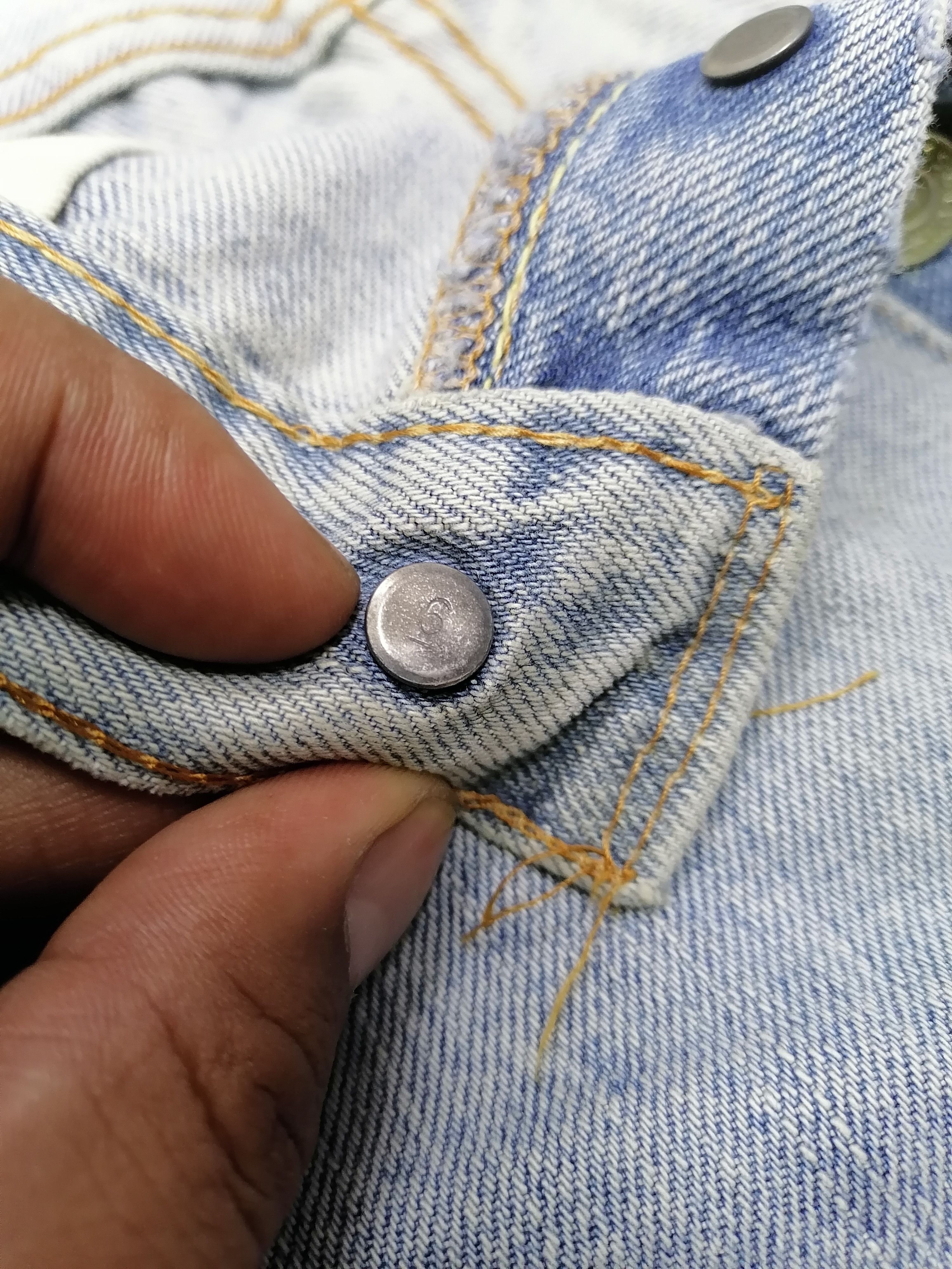 Levi's Vintage Clothing Levi's 501 Rindem Button No 6 Distressed Denim Short Pants Size US 28 / EU 44 - 6 Thumbnail