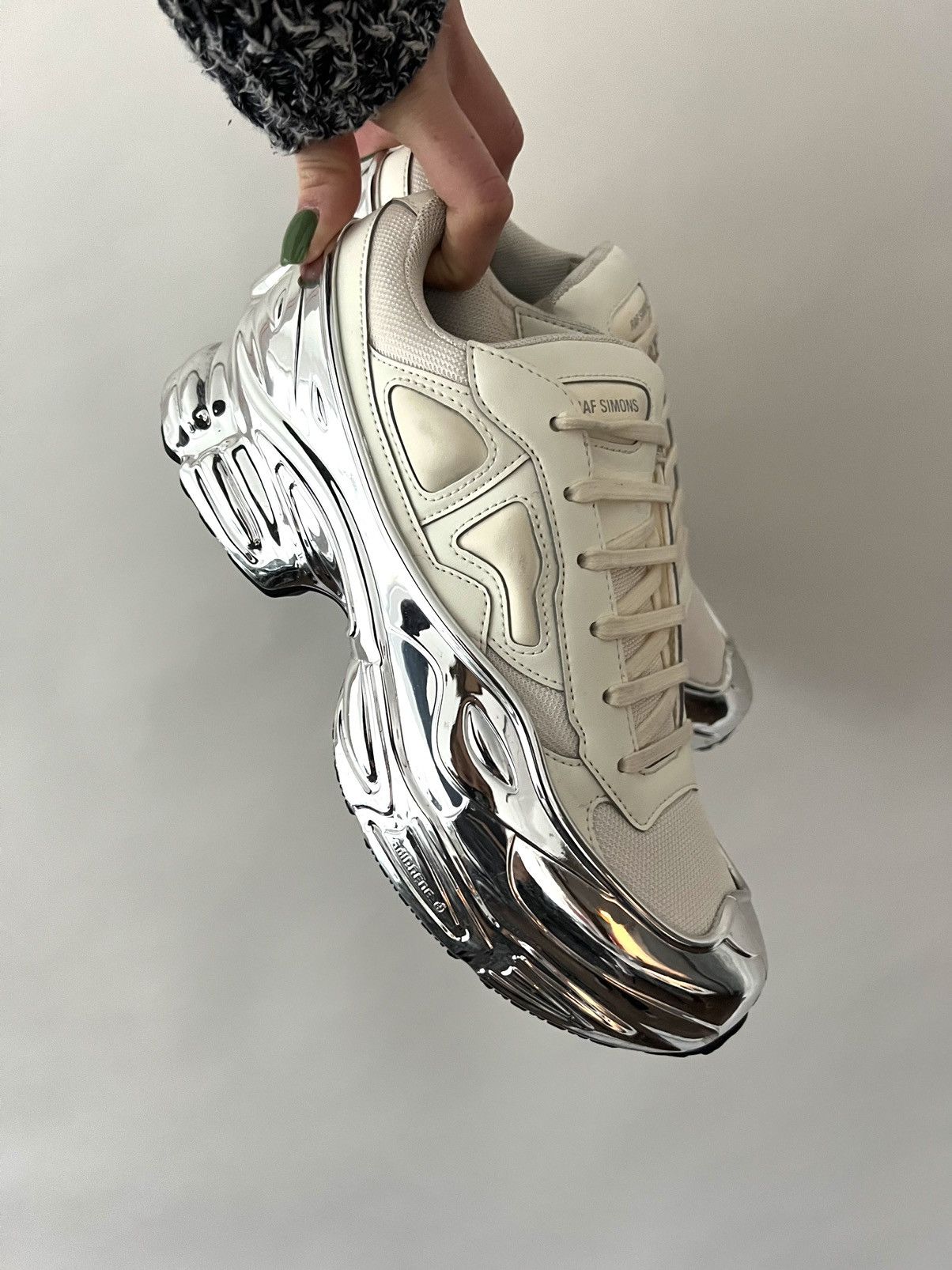Adidas × Raf Simons Raf Simons Ozweego Mirrored Cream White Silver Sneakers Size US 7.5 / EU 40-41 - 2 Thumbnail