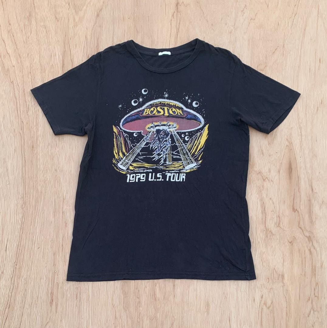 Band Tees × Vintage vintage tee band B2 Boston Size US M / EU 48-50 / 2 - 1 Thumbnail