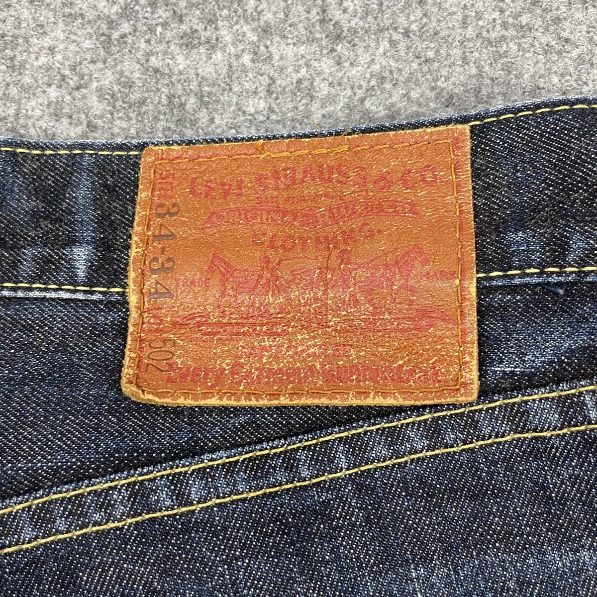 Levi's × Vintage Vintage Levi's 502 Faded Jeans -wc124 Size US 33 - 6 Thumbnail