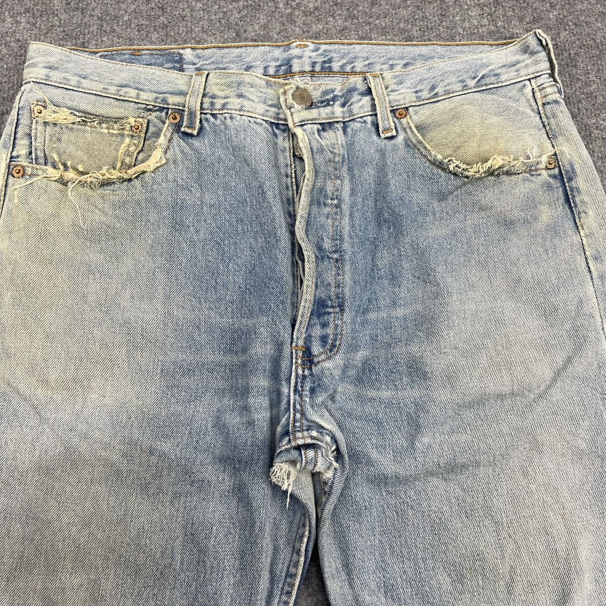 Levi's × Vintage Vintage Levi's 501 Distressed Light Wash -wc104 Size US 34 / EU 50 - 5 Thumbnail