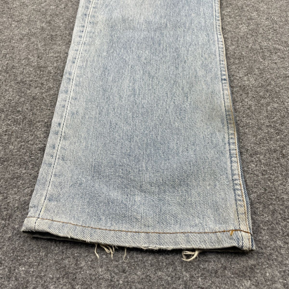 Levi's × Vintage Vintage Levi's 501 Distressed Light Wash -wc104 Size US 34 / EU 50 - 8 Thumbnail