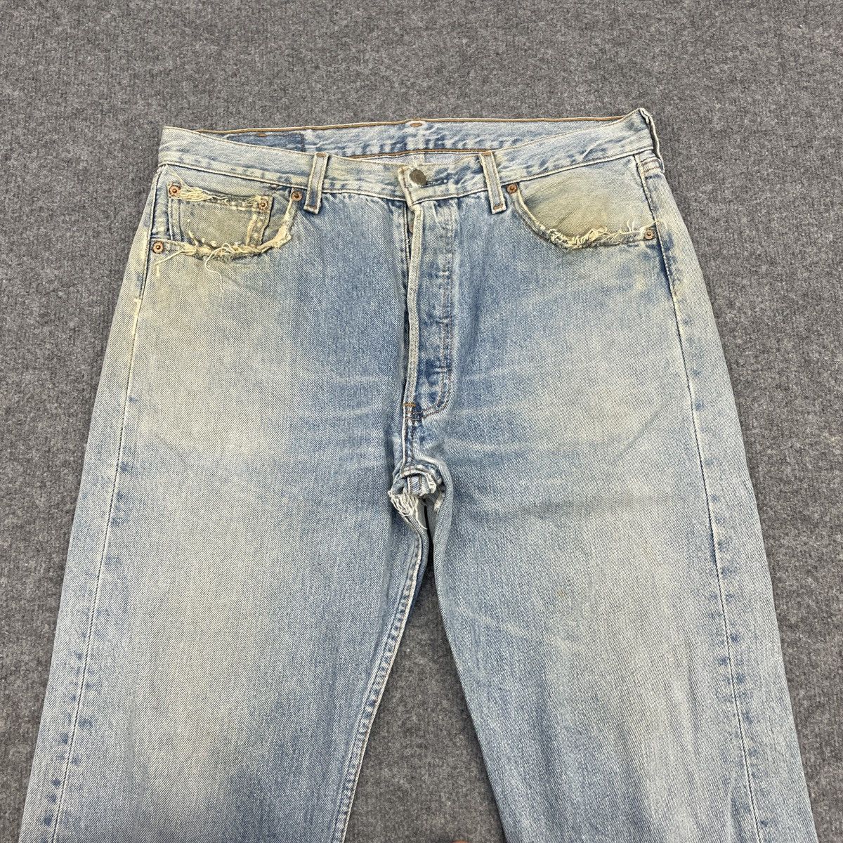 Levi's × Vintage Vintage Levi's 501 Distressed Light Wash -wc104 Size US 34 / EU 50 - 3 Thumbnail
