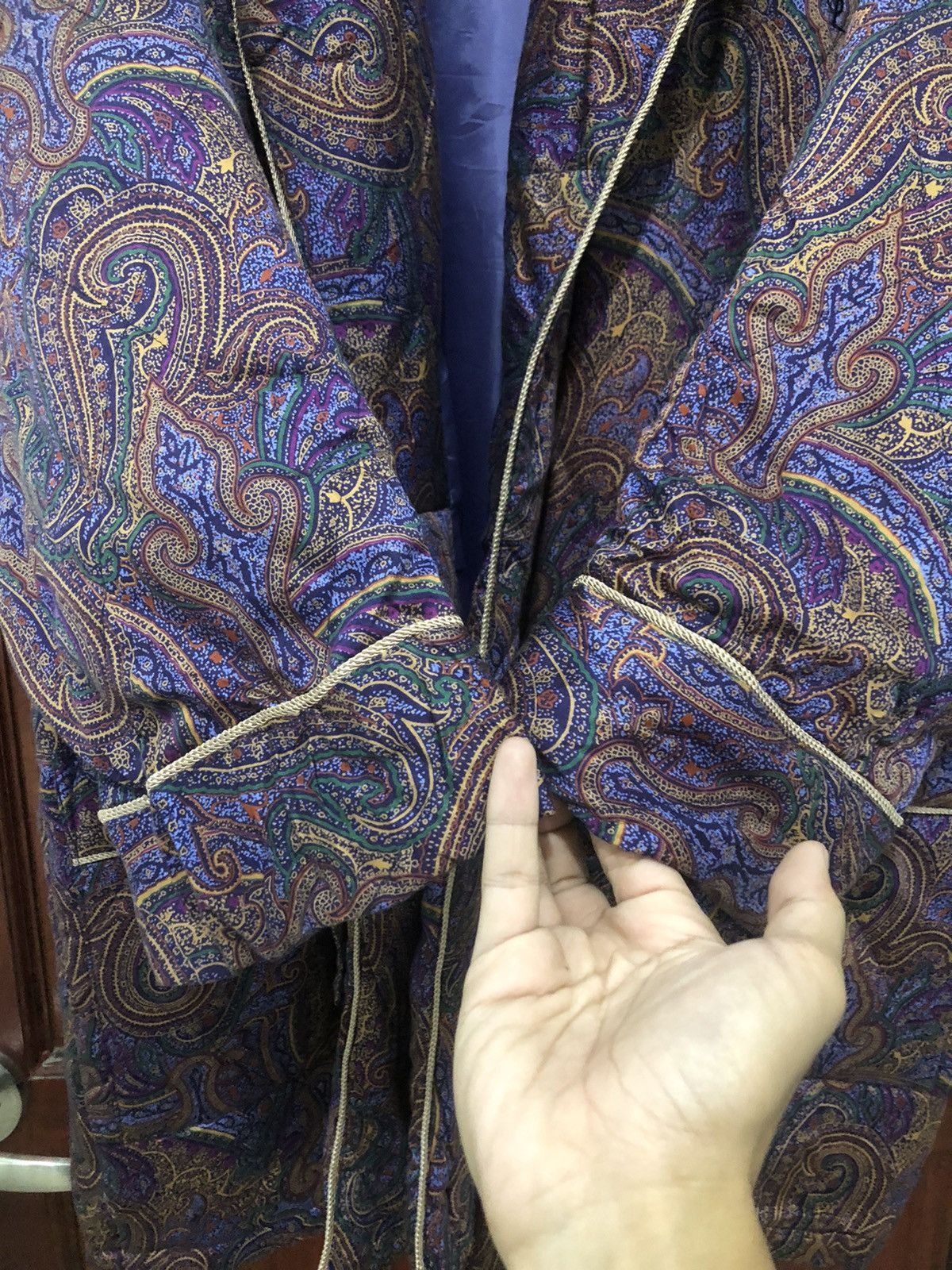 Yves Saint Laurent Yves Saint Laurent Paisley Quilted Buttonless Cardigan Size US M / EU 48-50 / 2 - 6 Thumbnail