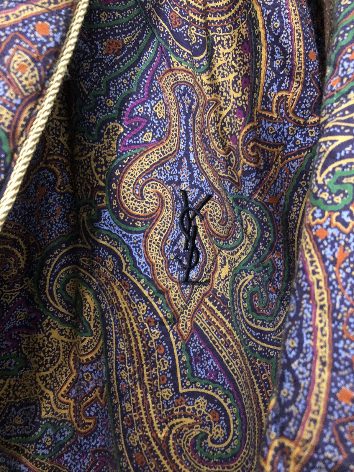 Yves Saint Laurent Yves Saint Laurent Paisley Quilted Buttonless Cardigan Size US M / EU 48-50 / 2 - 5 Thumbnail