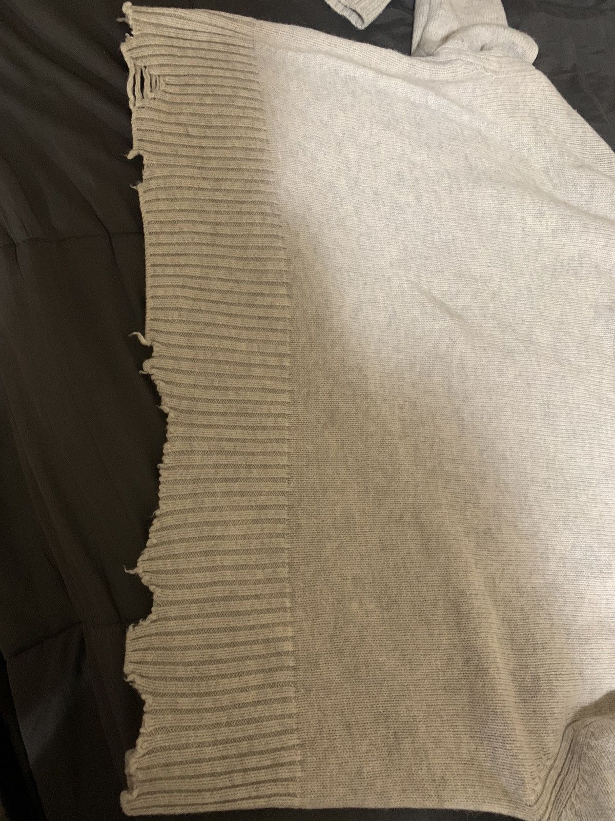 Helmut Lang RARE GRAIL helmut lang distressed sweater Size US M / EU 48-50 / 2 - 6 Thumbnail