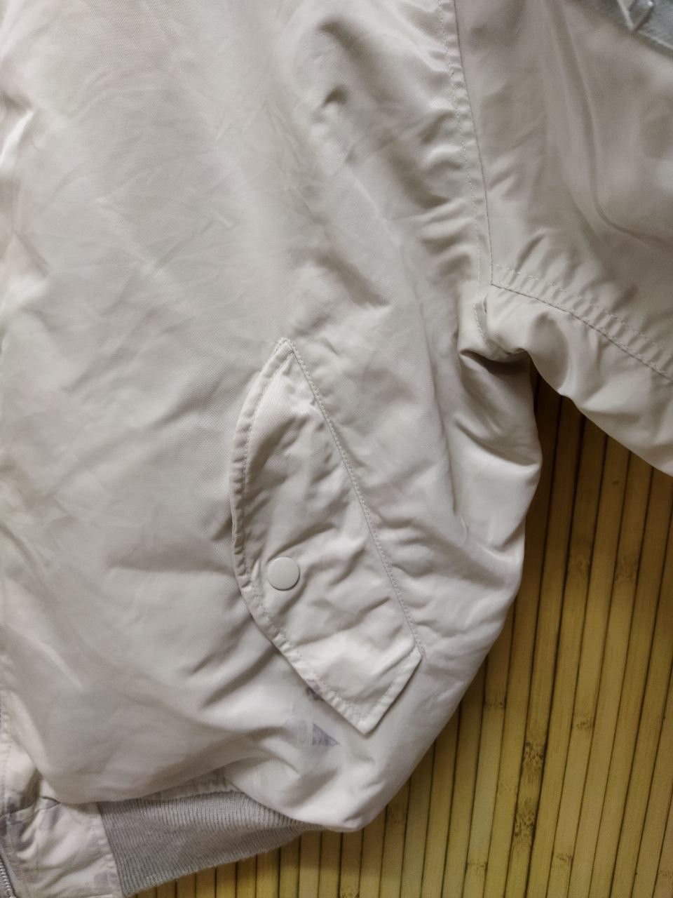 Uniqlo Uniqlo Flight Jacket - Size L Size US L / EU 52-54 / 3 - 5 Thumbnail