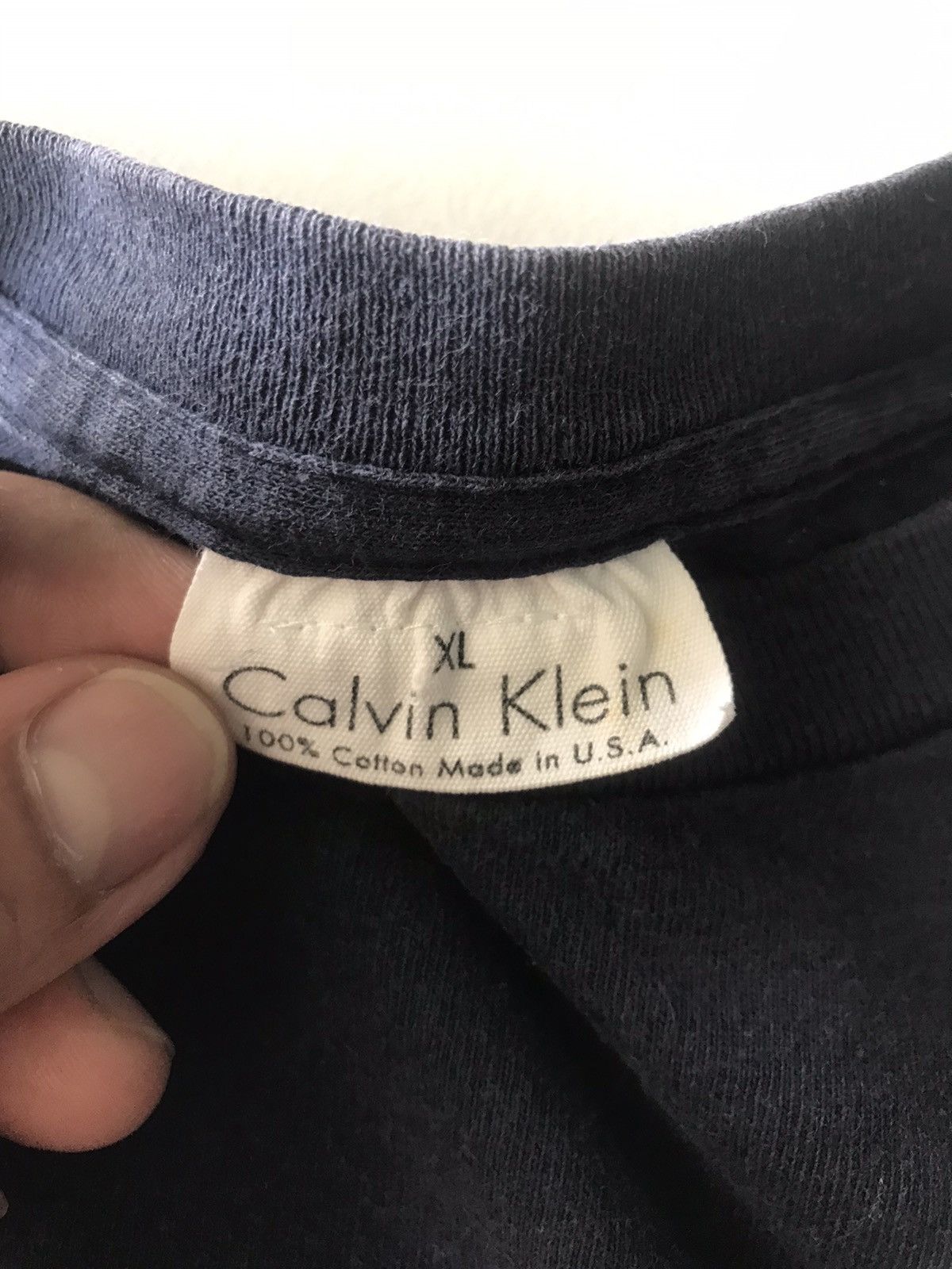 Vintage Vintage Calvin Klein Machine Wash Warm Tee Size US XL / EU 56 / 4 - 7 Thumbnail