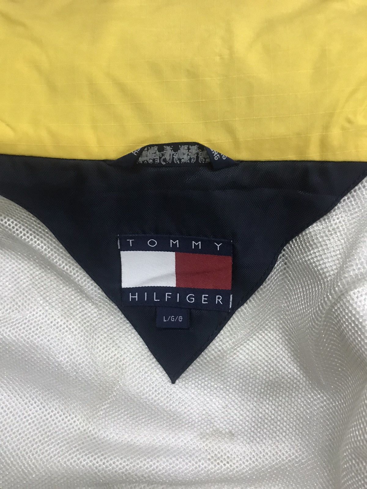 Tommy Hilfiger vintage tommy hilfiger Size US L / EU 52-54 / 3 - 8 Thumbnail
