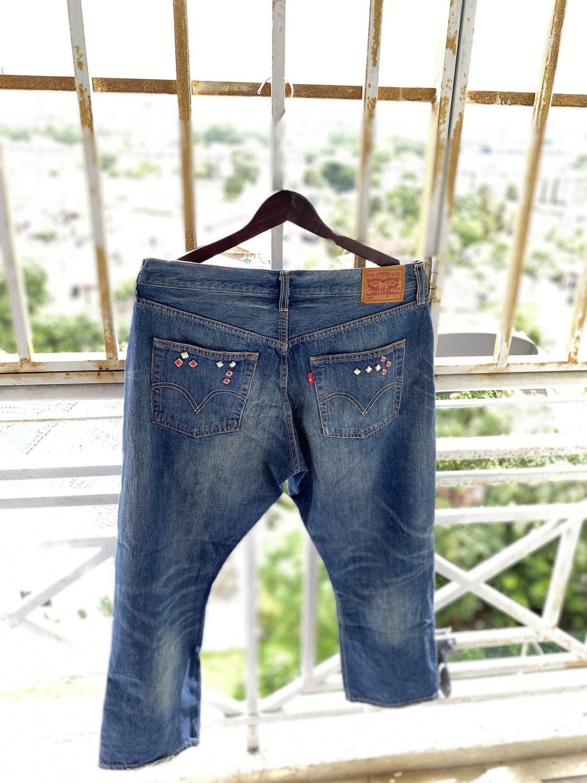 Levi's Vintage Clothing OFFER🔥Levis Distressed Denim Spikes Style Jeans Size US 36 / EU 52 - 3 Thumbnail