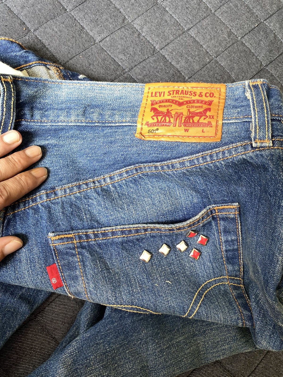 Levi's Vintage Clothing OFFER🔥Levis Distressed Denim Spikes Style Jeans Size US 36 / EU 52 - 6 Thumbnail