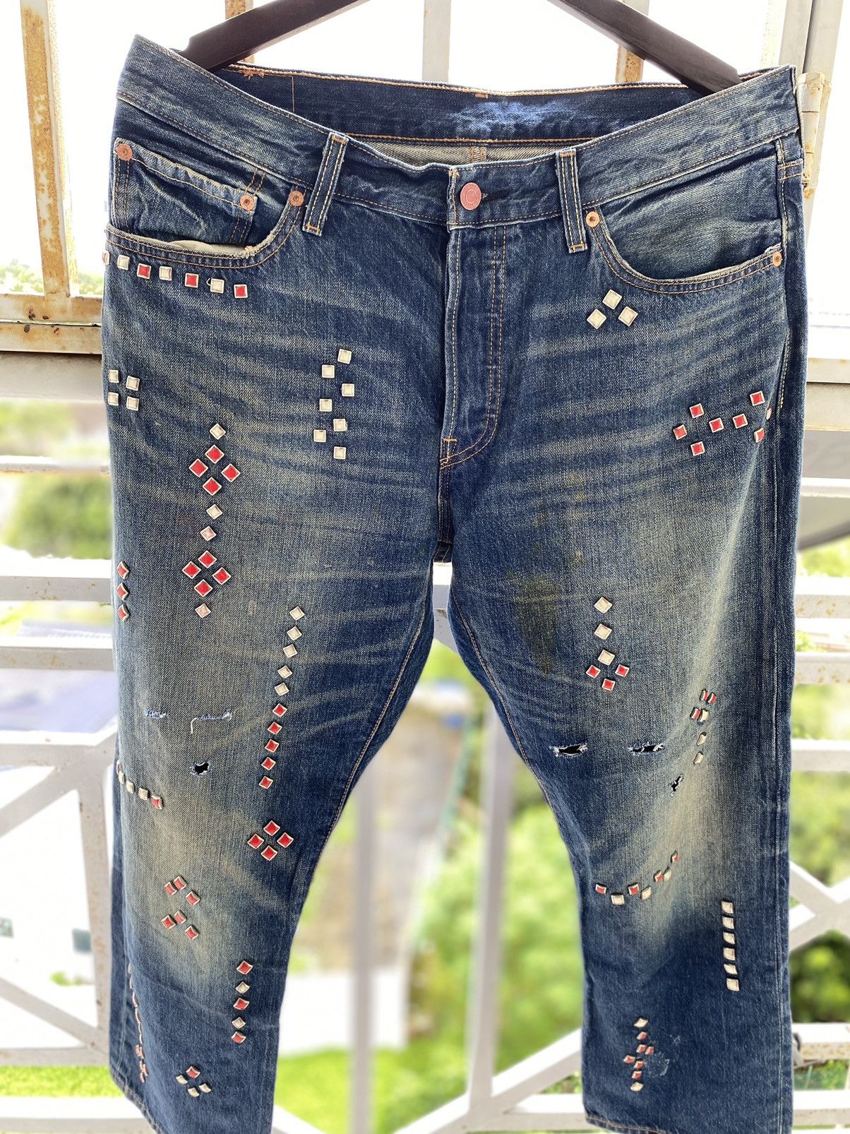Levi's Vintage Clothing OFFER🔥Levis Distressed Denim Spikes Style Jeans Size US 36 / EU 52 - 2 Thumbnail