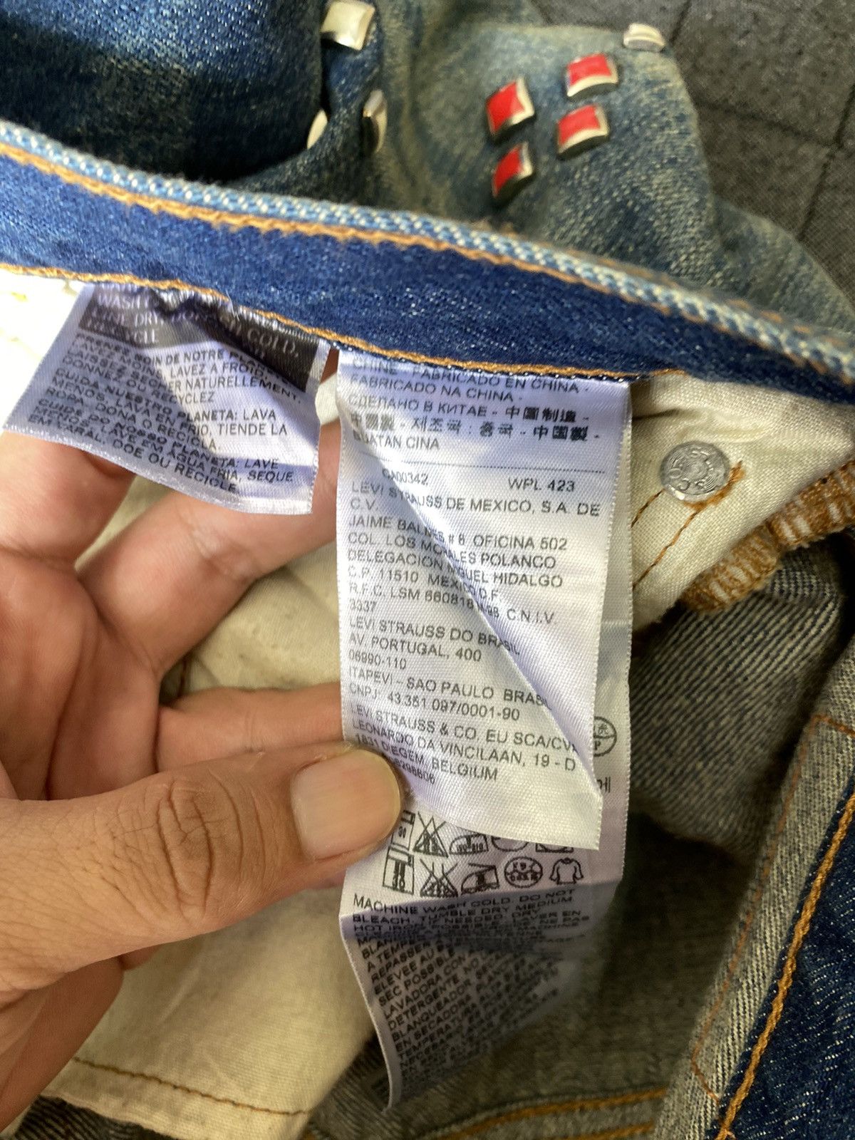 Levi's Vintage Clothing OFFER🔥Levis Distressed Denim Spikes Style Jeans Size US 36 / EU 52 - 10 Thumbnail