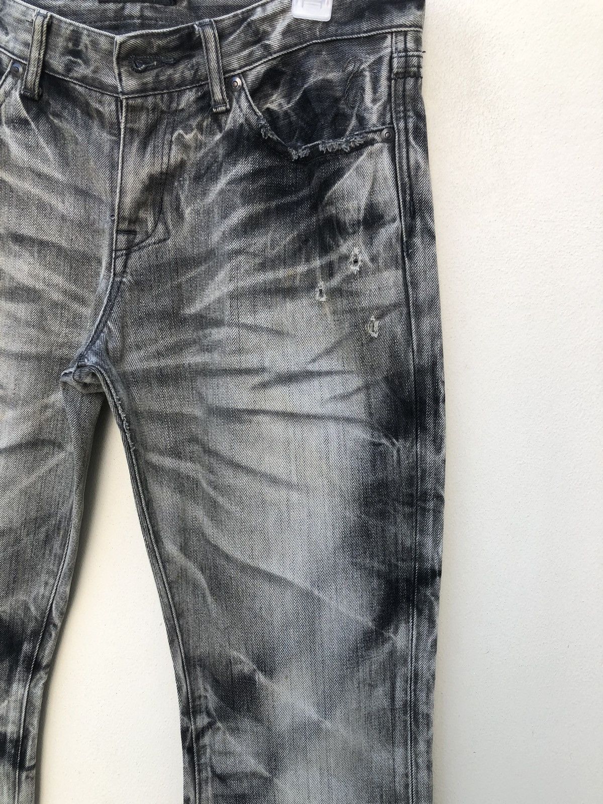 CIVARIZE Vintage Civarize Japan Distressed Denim Flare Jeans Size US 31 - 10 Thumbnail