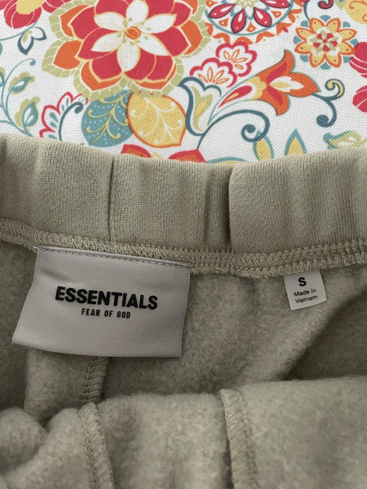 Fear of God Fear of God Essentials Pistachio Shorts Size US 30 / EU 46 - 2 Thumbnail