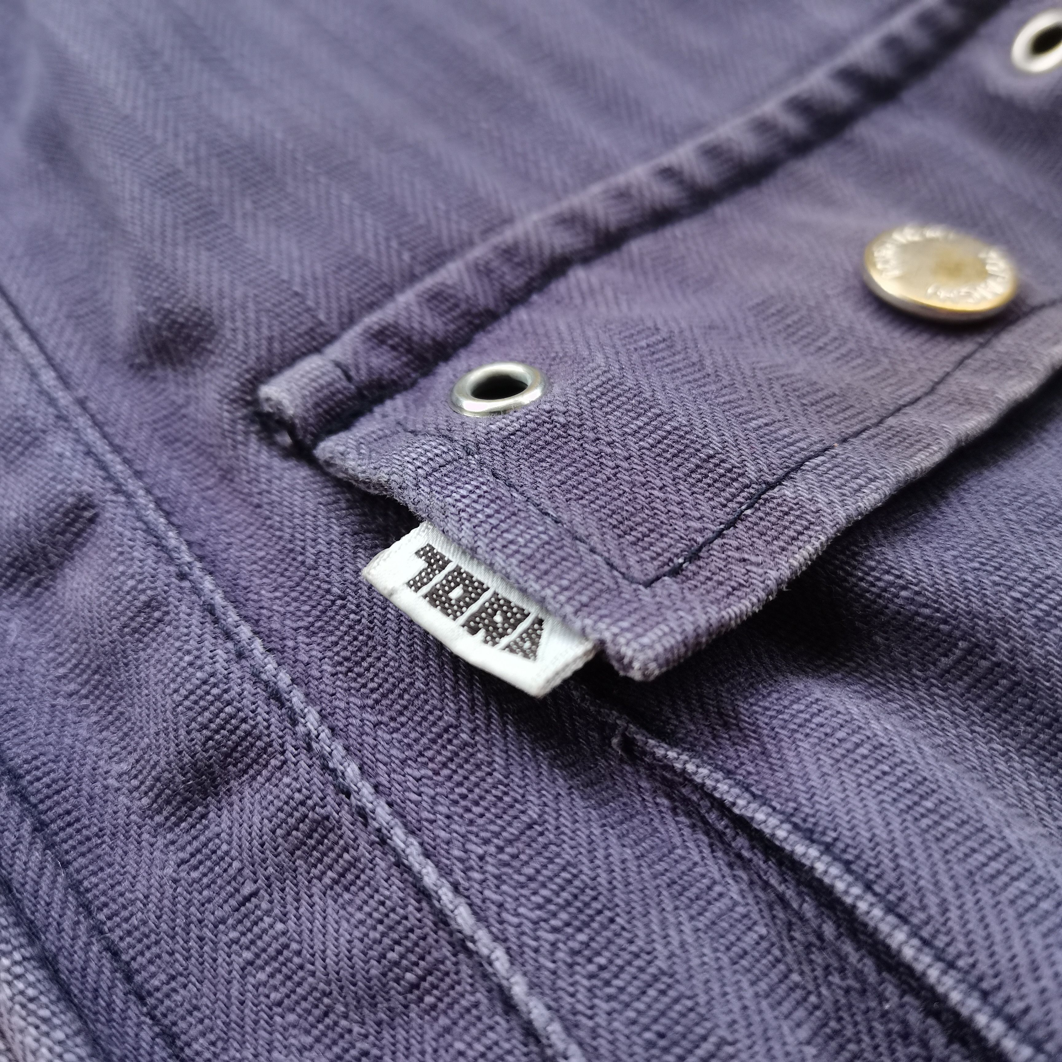 Japanese Brand Vintage TORAICHI Distress Faded Trucker Jacket Size US L / EU 52-54 / 3 - 13 Thumbnail