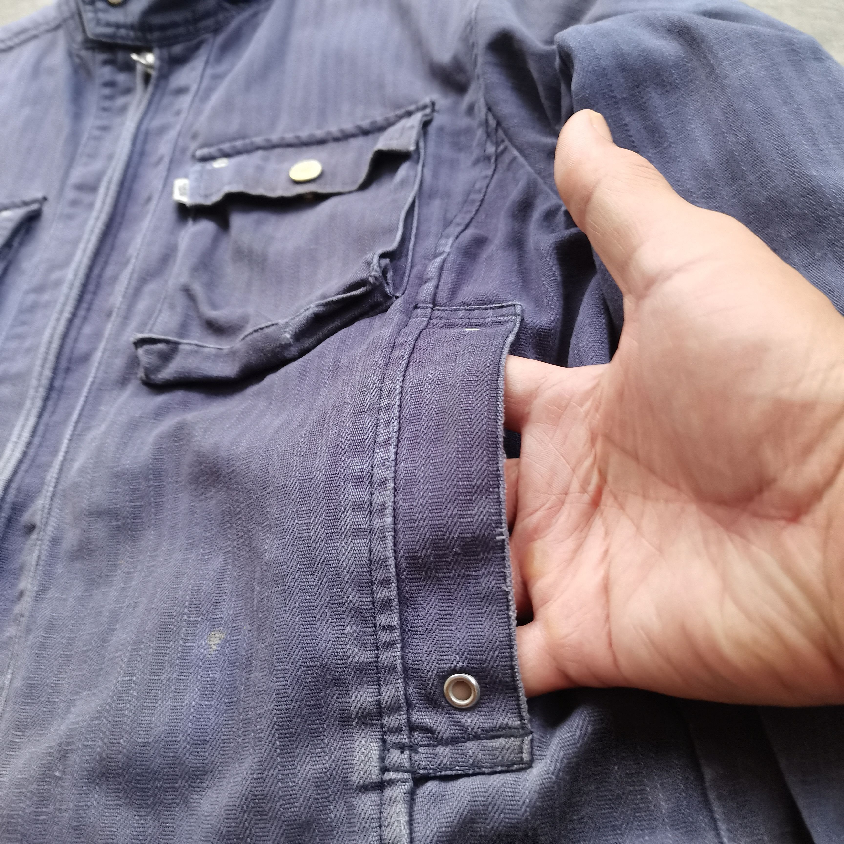 Japanese Brand Vintage TORAICHI Distress Faded Trucker Jacket Size US L / EU 52-54 / 3 - 10 Thumbnail