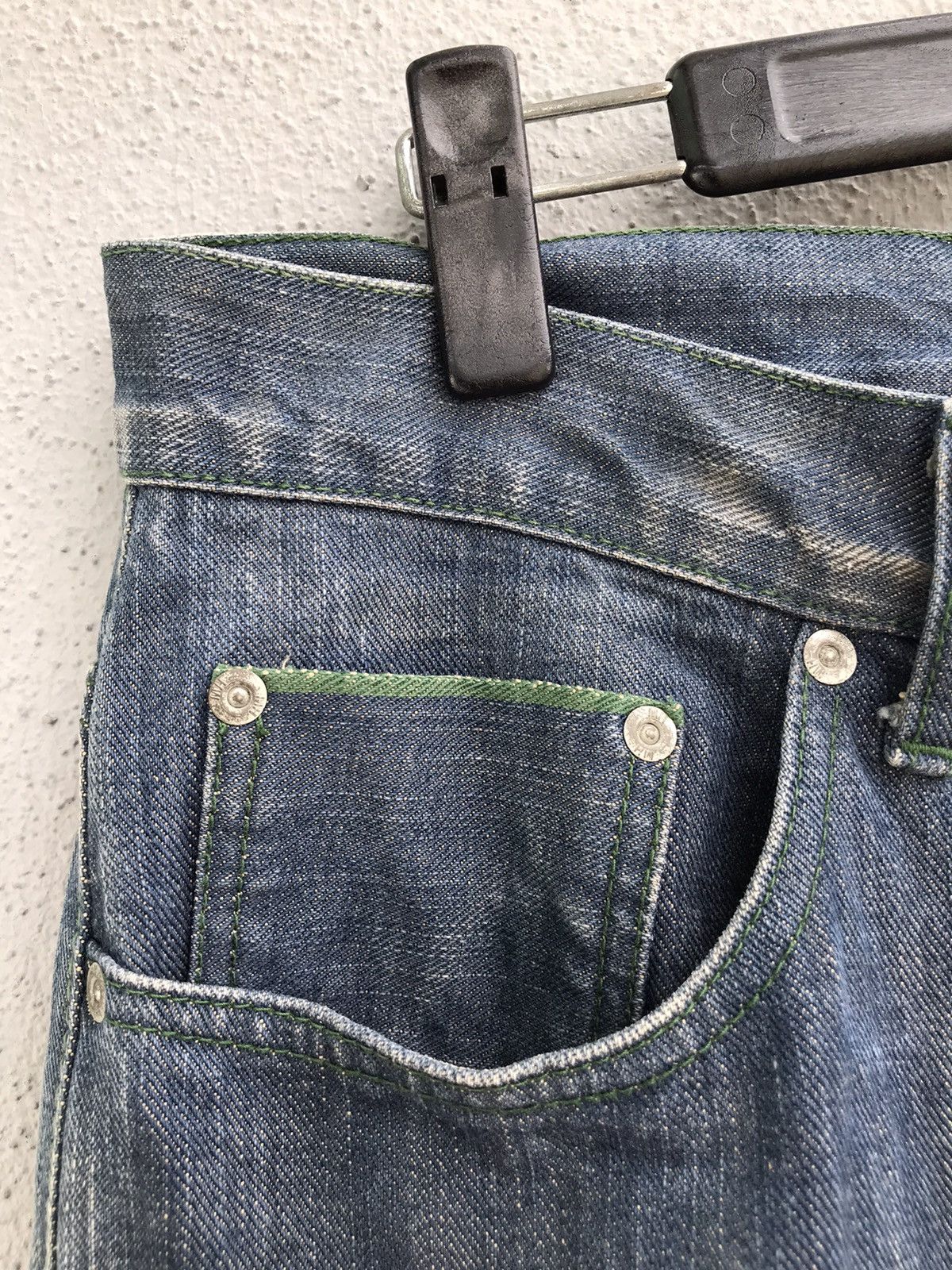 Japanese Brand Rare Mad Heltic Jun Takahashi Distressed Selvedge Jeans Size US 33 - 6 Thumbnail