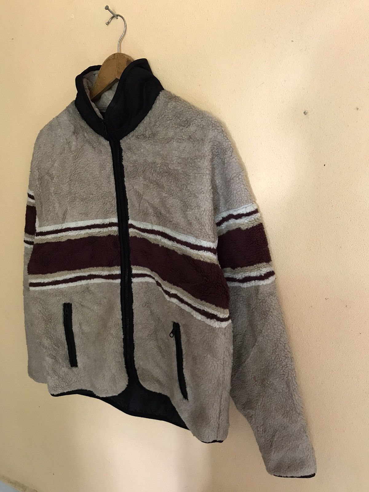 Japanese Brand × Uniqlo × Vintage VINTAGE UNIQLO FLEECE NICE DESIGN Size US M / EU 48-50 / 2 - 3 Thumbnail