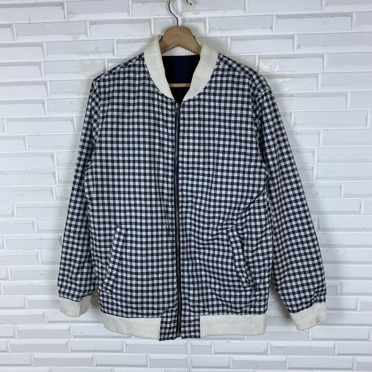 Tommy Hilfiger 🔥LAST DROP🔥Tommy Hilfiger Reversible Bomber Varsity Jacket Size US M / EU 48-50 / 2 - 12 Thumbnail