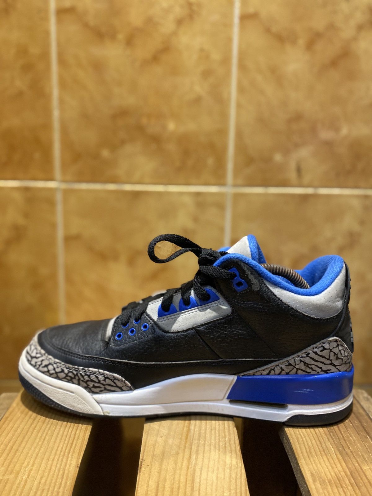 Jordan Brand Air Jordan 3 Retro Sport Blue 2014 Size US 9 / EU 42 - 5 Thumbnail