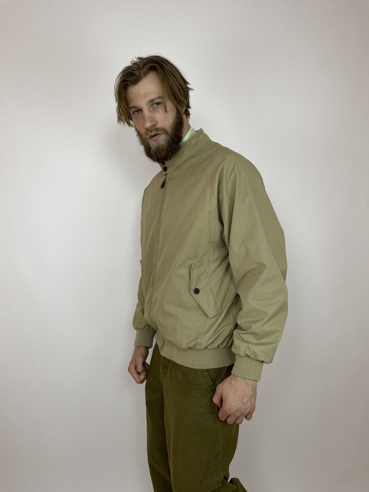 Orvis ORVIS Bomber Jacket nyllon/cotton Beige Mens size Large Size US L / EU 52-54 / 3 - 7 Thumbnail